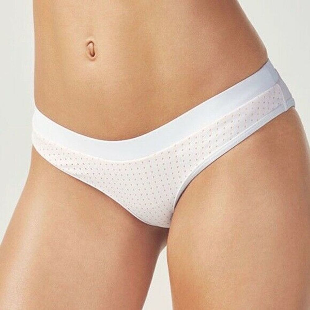 NWT Fabletics Valentina White Bikini Bottom L $40